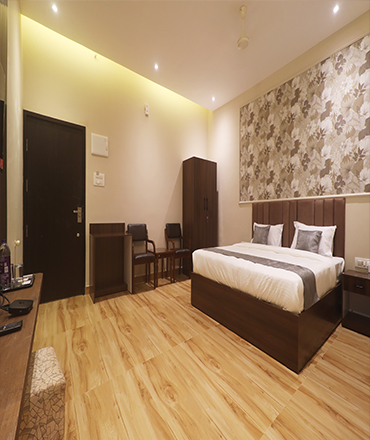 Hotel Seven Grand Vijayapura