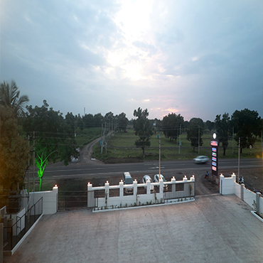 Hotel Seven Grand Vijayapura